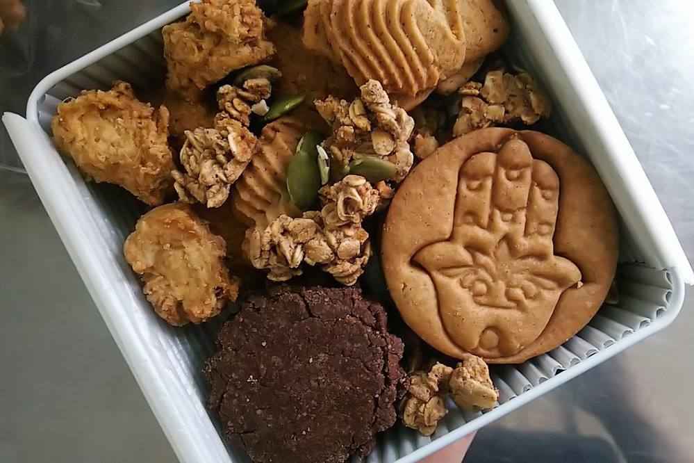 〈焼き菓子 多福〉スパイスクッキー 1,836円