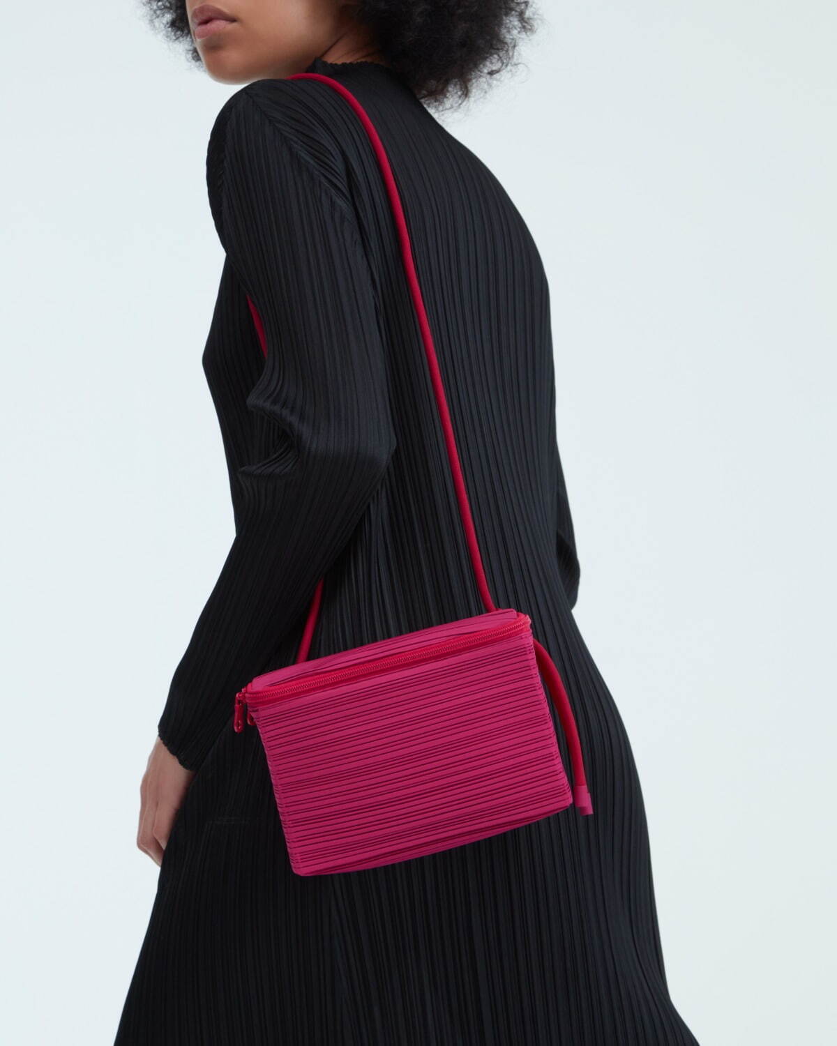 PLEATS PLEASE ISSEY MIYAKE ショルダー バッグ - ショルダーバッグ