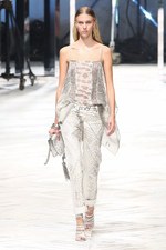 ロベルト カヴァリ 2014年春夏コレクション - 夢が現実となる映画の世界｜写真13