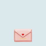 人気ブランド「ピンクレザーグッズ特集」“おしゃれ＆かわいい”財布・バッグなど、プレゼントにもおすすめ｜写真1