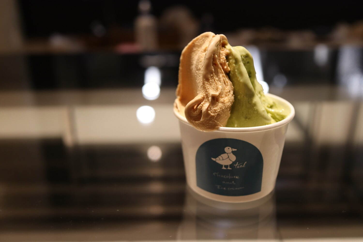 チョコレート アイスクリームショップ ティール 東京 日本橋の旧渋沢栄一邸跡地にオープン ファッションプレス