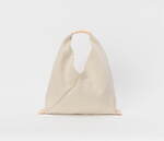 エンダースキーマの22冬春新作、ガラスレザーのレコードバッグ＆味わい深い経年変化を楽しむミニ財布など｜写真8