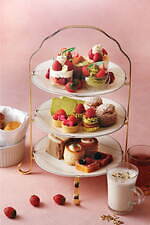 ウェスティンホテル東京「苺とピスタチオのアフタヌーンティー」旬の苺＆ピスタチオのモンブランなど｜写真2