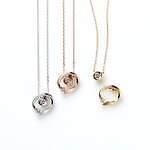 スタージュエリーのクリスマス限定ジュエリー、“流星”が潜むダイヤモンドネックレス｜写真2