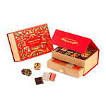 ザ・ペニンシュラ ブティック＆カフェのクリスマス限定ギフト、チョコレートの詰め合わせBOXなど｜写真5