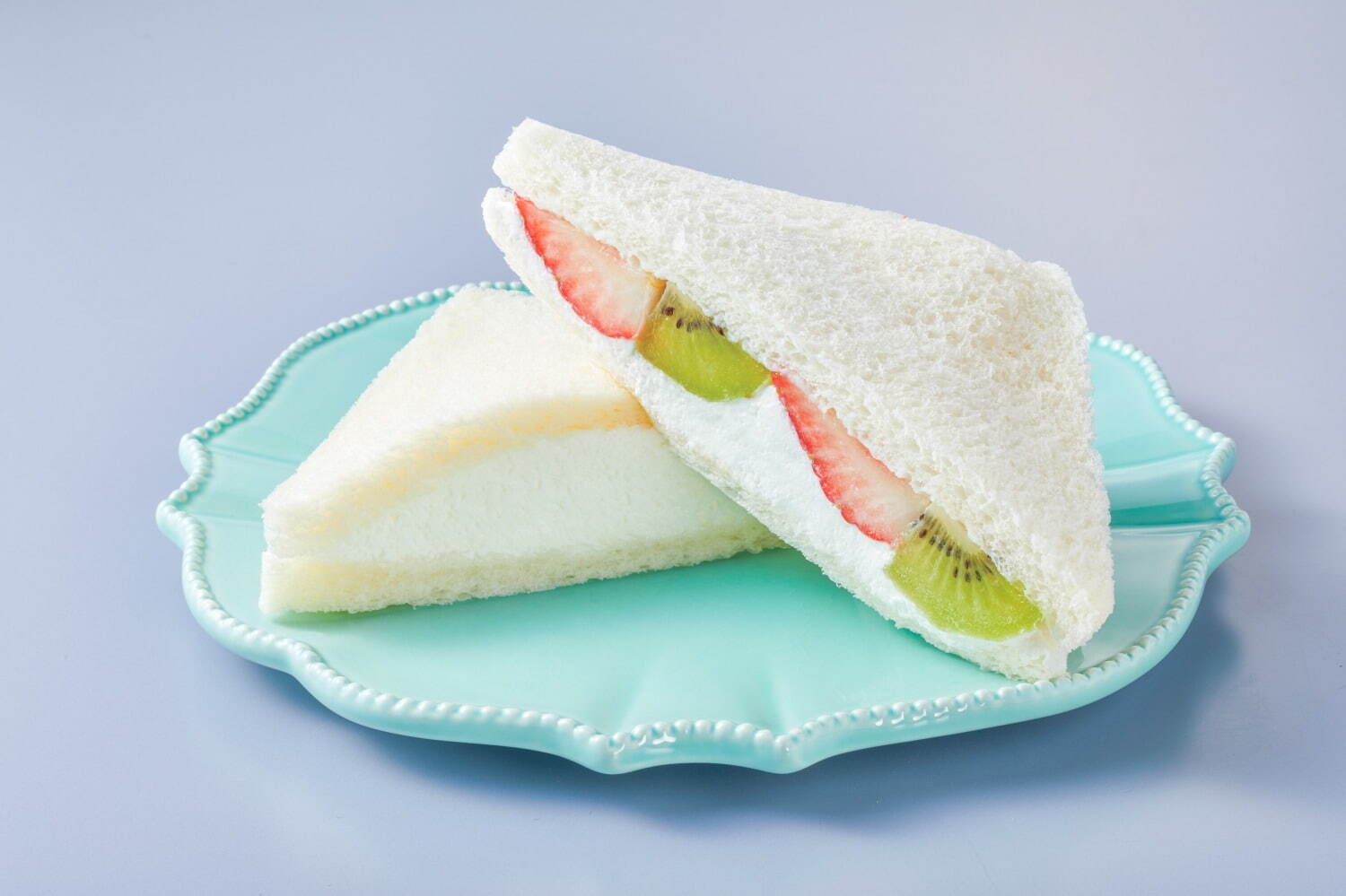 生クリーム専門店Milk監修 MILK＆フルーツ 320円