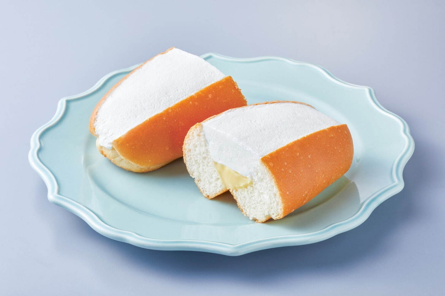 ローソン 生クリーム専門店 Milk クリーム3種を絞ったケーキや練乳入りホイップの どらもっち ファッションプレス