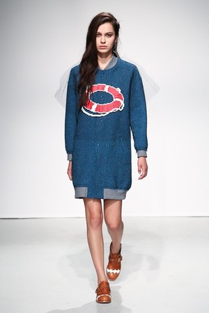 ジュリアン デイヴィッド 2014年春夏コレクション - アイコニックなデザインに南国のムードを添えて｜写真3