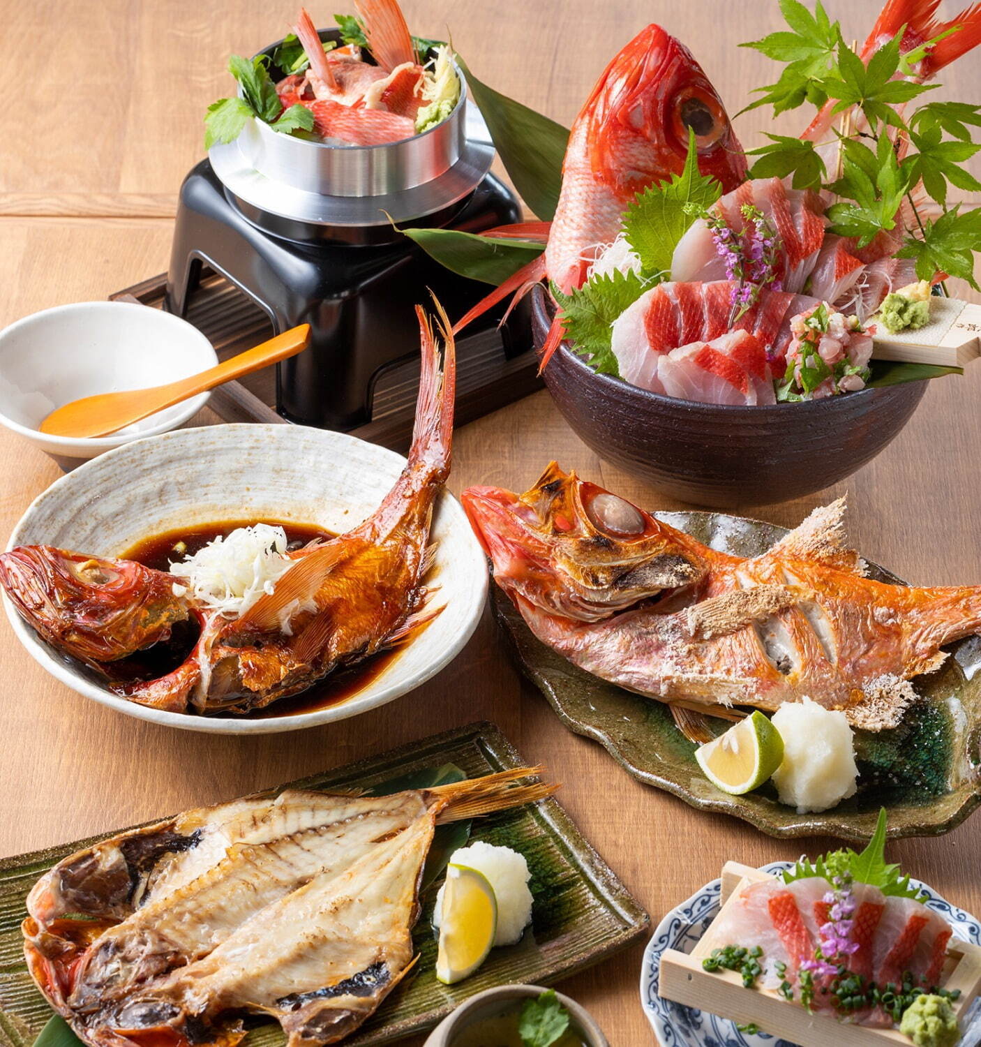 刺身食べ放題「熱海おさかなパラダイス」約30種類メニューを好きなだけ、オリジナル海鮮丼作りも｜写真19