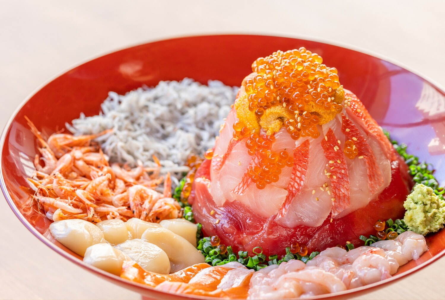 刺身食べ放題「熱海おさかなパラダイス」約30種類メニューを好きなだけ、オリジナル海鮮丼作りも｜写真11