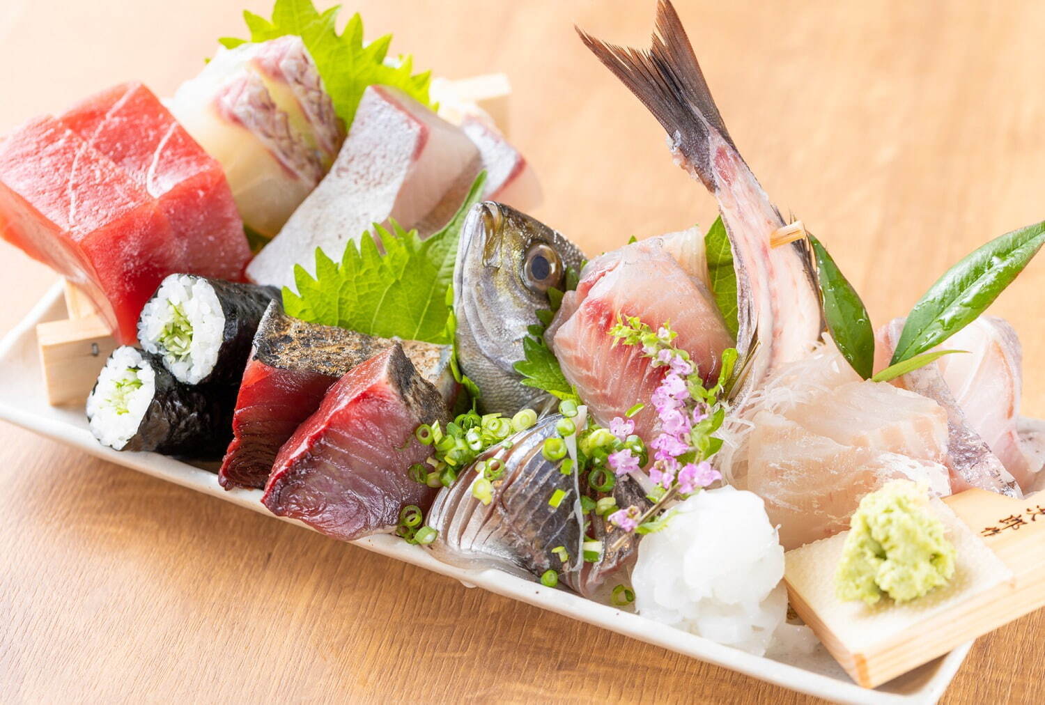 刺身食べ放題「熱海おさかなパラダイス」約30種類メニューを好きなだけ、オリジナル海鮮丼作りも｜写真26