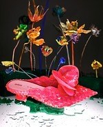 メリッサ×Y/プロジェクト“ランの花”付きクリアサンダルや花瓶ミュール、伊勢丹新宿の限定ストアで｜写真6