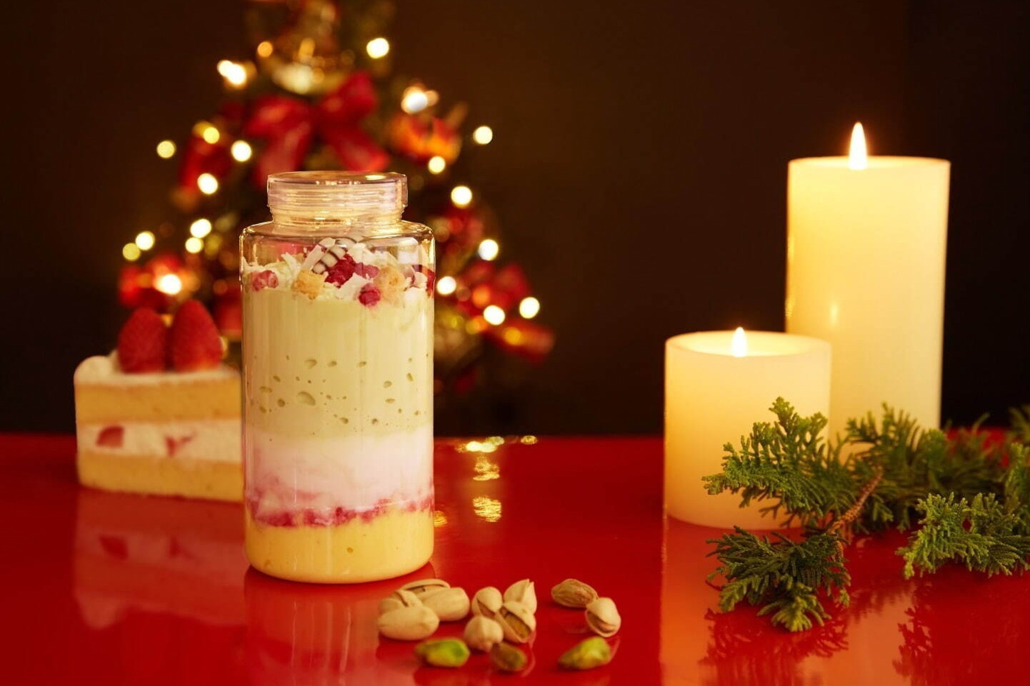 猿田彦珈琲“飲む”ピスタチオショートケーキ、振って混ぜるドリンク「ジェラッテ」クリスマス限定品