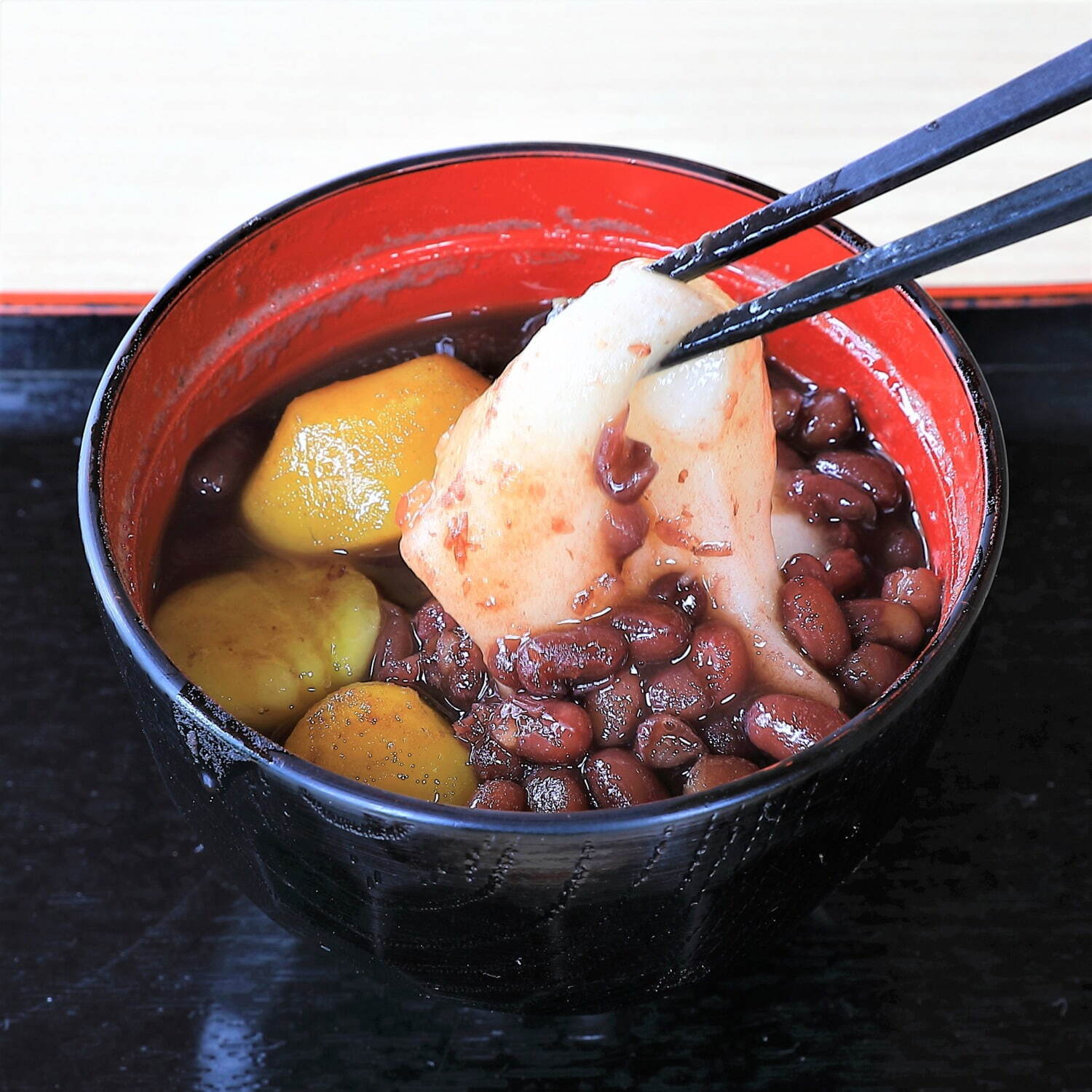 雁ヶ音茶屋「栗入り汁粉」700円
