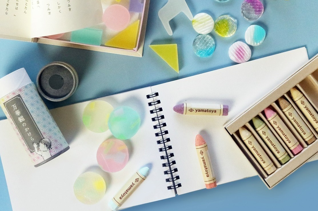 日本最大級の文具の祭典「文具女子博」東京で開催、“おはじき・クレヨン”型おいしいスイーツも