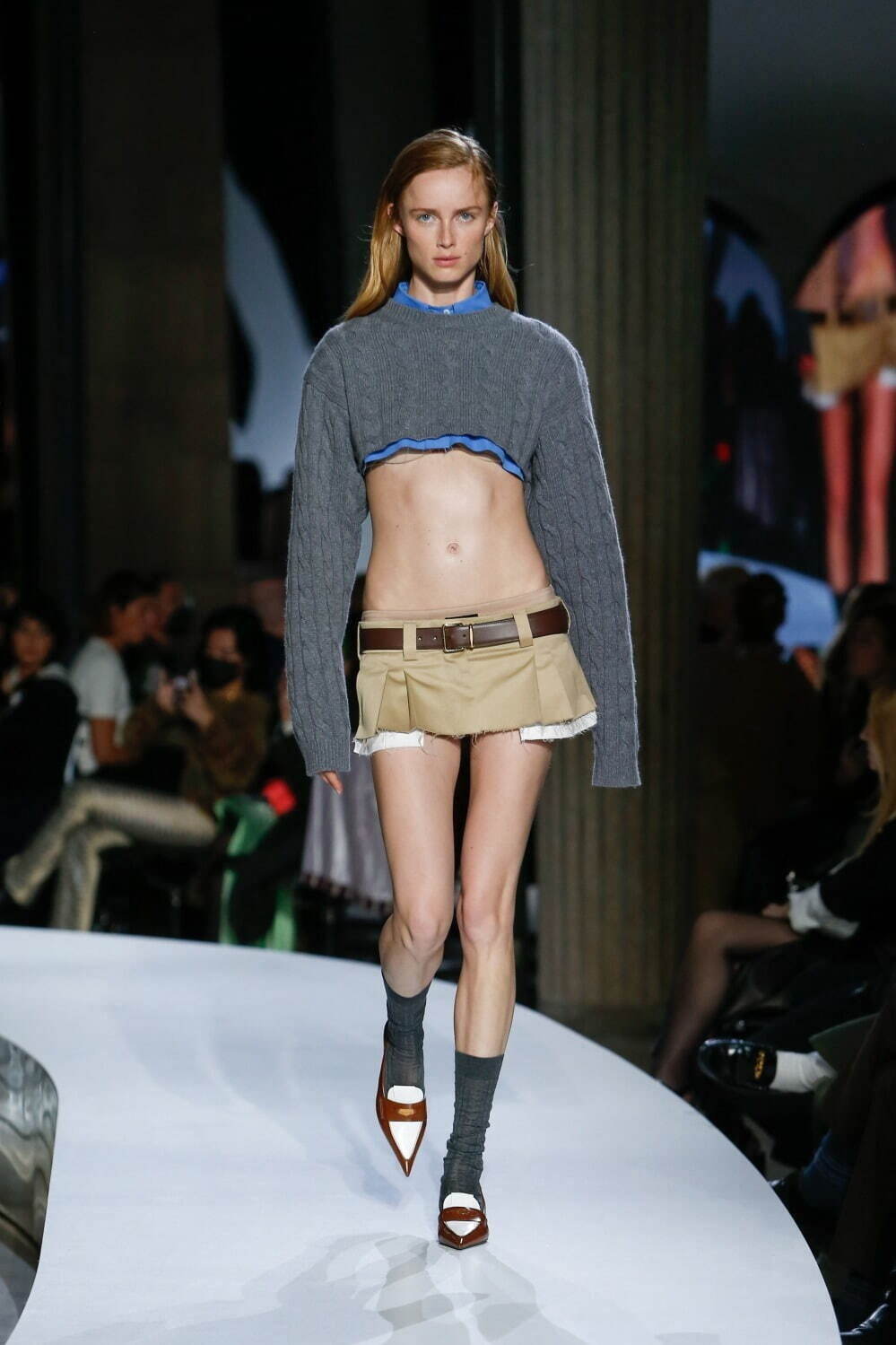 2022年春夏ファッションは「ミニ丈」がトレンド、人気ブランドの最新