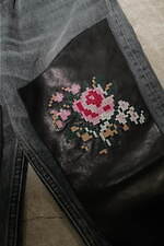 ダイリク×ビームス、ダメージ入り“グランジ”風シャツや花刺繍フレアジーンズ｜写真12