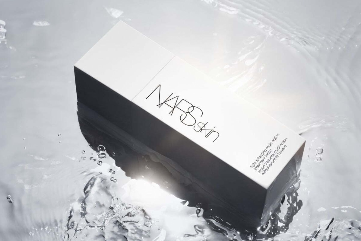 NARSの2022年スキンケア、“光を反射する肌へ”新作ローション＆アイクリームなど