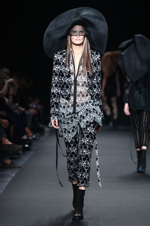 アン ドゥムルメステール(ANN DEMEULEMEESTER) 2014年春夏ウィメンズコレクション  - 写真11