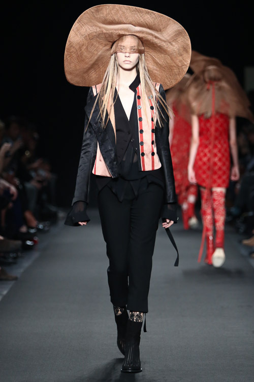 アン ドゥムルメステール(ANN DEMEULEMEESTER) 2014年春夏ウィメンズコレクション  - 写真19