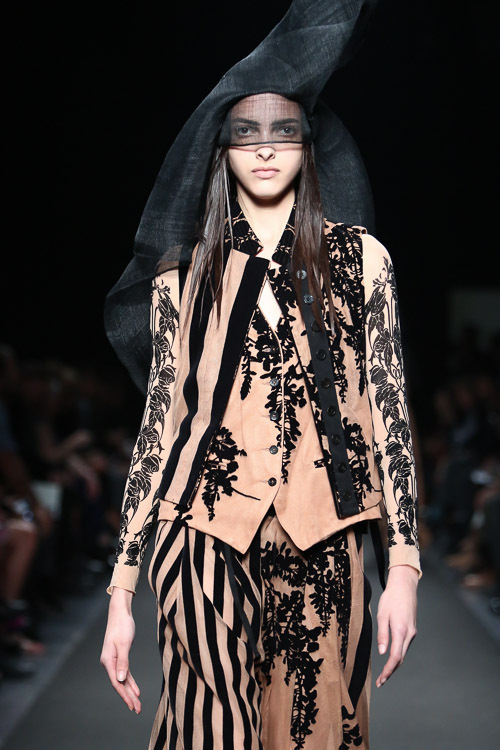 アン ドゥムルメステール(ANN DEMEULEMEESTER) 2014年春夏ウィメンズコレクション  - 写真32