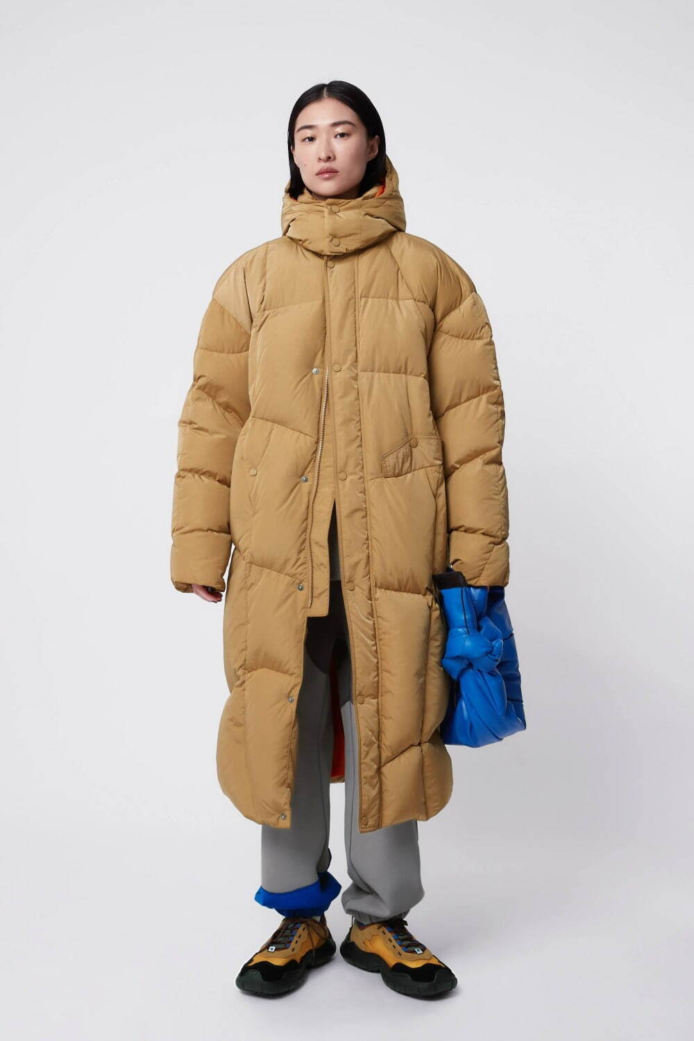 ZARA「アーダーエラー」とコラボ、アルファベットロゴのスウェットや“ジグザグ”ダウンジャケット｜写真65