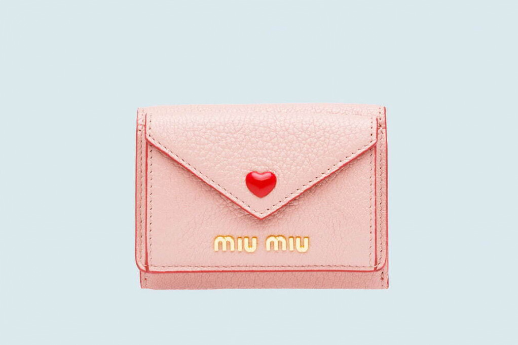 miumiu財布