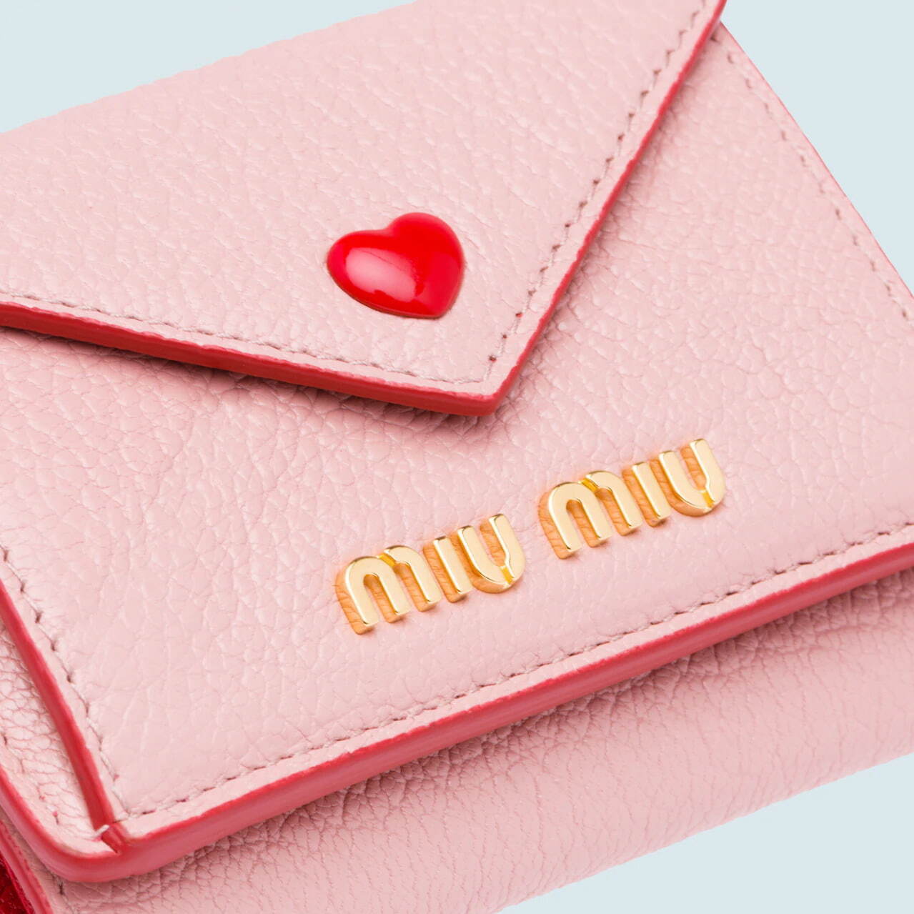 ミュウミュウ“ピンク”のミニ財布 - ハートモチーフやドット柄、チェーンストラップ付きウォレット｜写真5