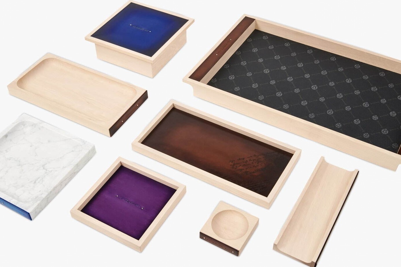 コインケース｜ベルルッティのホーム＆オフィス新作アイテム、大理石ブックスタンドやヴェネチアレザーのペンケースなど