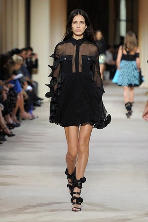 エマニュエル ウンガロ(Emanuel Ungaro) 2014年春夏ウィメンズコレクション  - 写真3