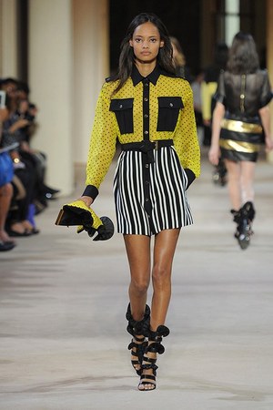 エマニュエル ウンガロ(Emanuel Ungaro) 2014年春夏ウィメンズコレクション  - 写真22