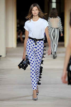 エマニュエル ウンガロ(Emanuel Ungaro) 2014年春夏ウィメンズコレクション  - 写真30