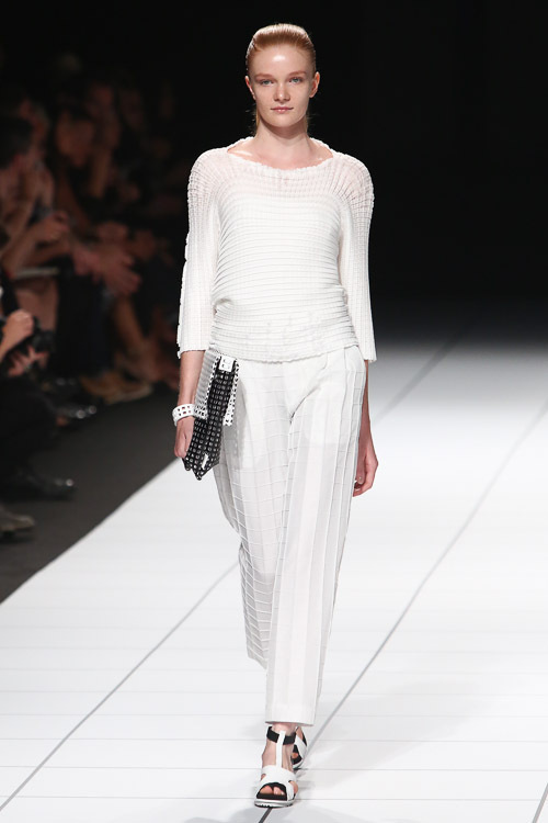 イッセイ ミヤケ(ISSEY MIYAKE) 2014年春夏ウィメンズコレクション 