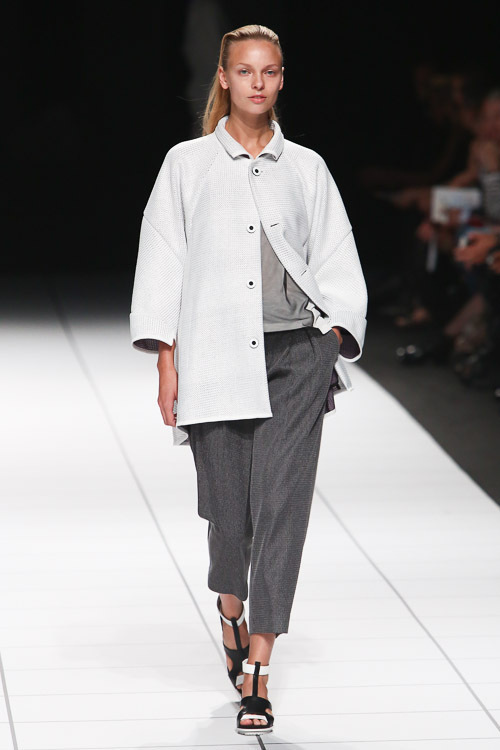 イッセイ ミヤケ(ISSEY MIYAKE) 2014年春夏ウィメンズコレクション  - 写真38