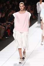 イッセイ ミヤケ 2014年春夏コレクション - "Wearing Light"テクニカルに光を服に落とし込めば｜写真61
