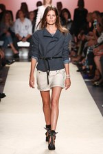 イザベル マラン 2014年春夏コレクション - キーワードは“タフ＆ロマンティック”｜写真22