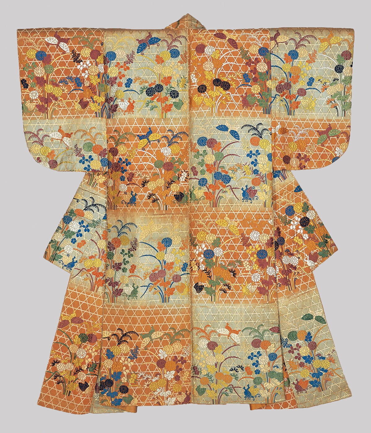 紅浅葱段籠目草花模様唐織 日本・江戸時代 19世紀 根津美術館蔵