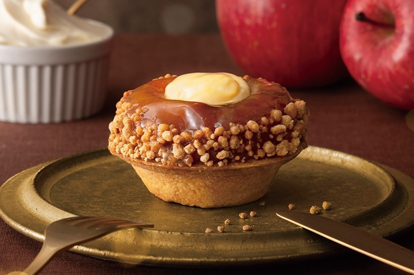 ベイク チーズタルト「キャラメルりんごのチーズタルトタタン」キャラメリゼした紅玉×カスタードクリーム