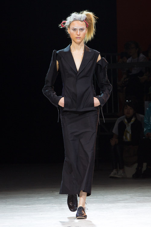 ヨウジヤマモト(Yohji Yamamoto) 2014年春夏ウィメンズコレクション  - 写真3