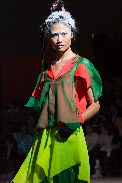 ヨウジヤマモト(Yohji Yamamoto) 2014年春夏ウィメンズコレクション  - 写真15