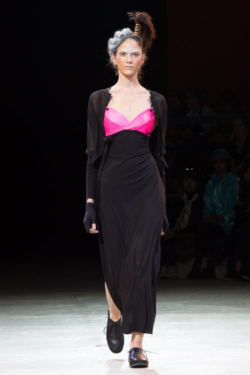 ヨウジヤマモト(Yohji Yamamoto) 2014年春夏ウィメンズコレクション  - 写真20