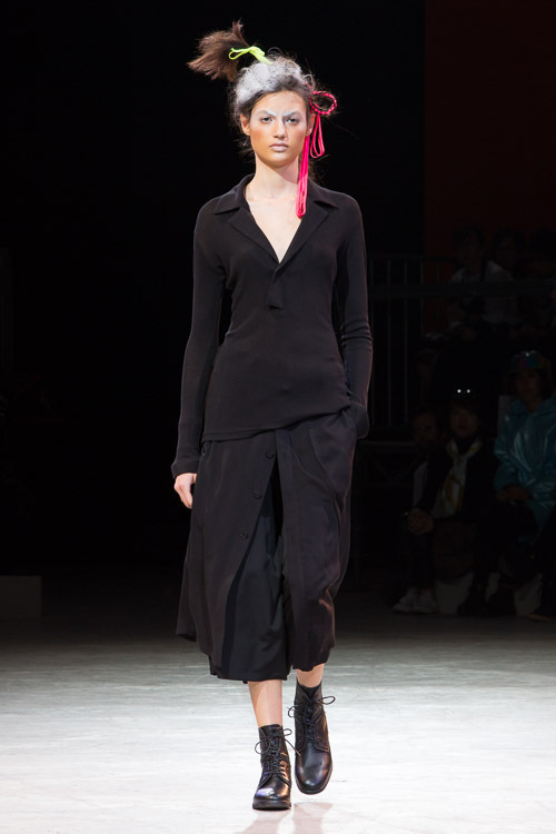 ヨウジヤマモト(Yohji Yamamoto) 2014年春夏ウィメンズコレクション  - 写真26