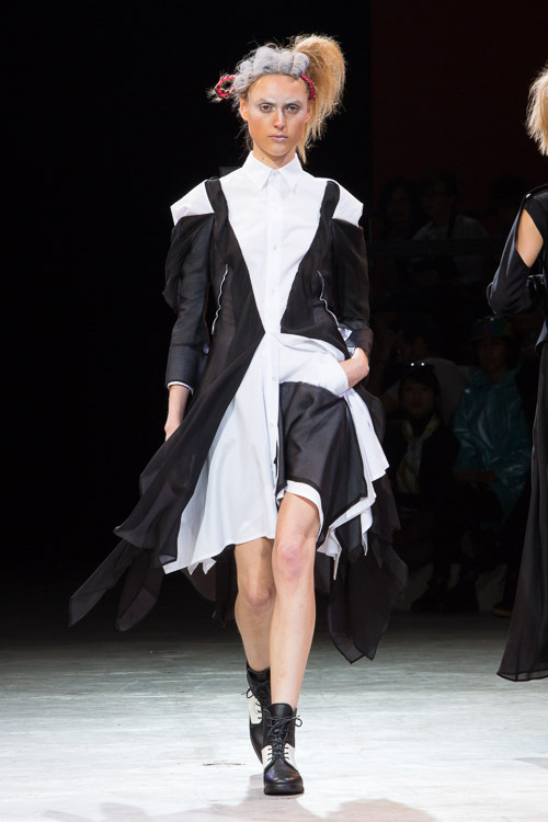 ヨウジヤマモト(Yohji Yamamoto) 2014年春夏ウィメンズコレクション  - 写真55