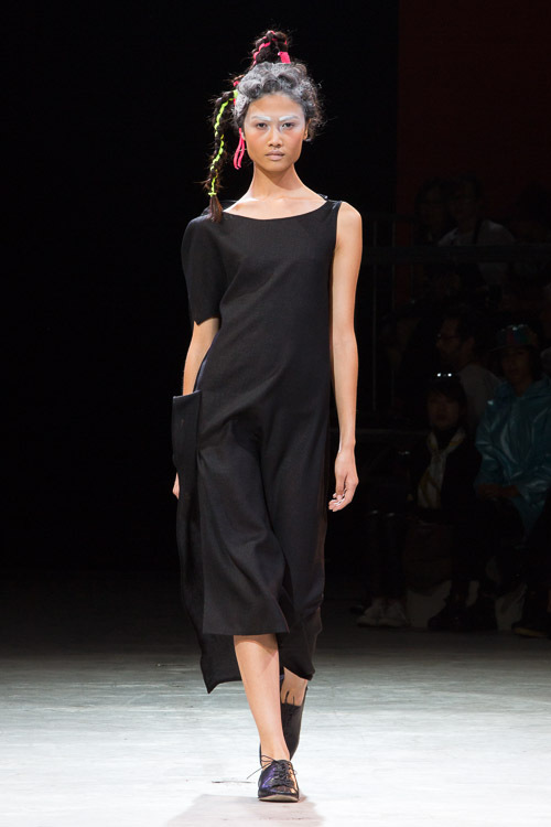 ヨウジヤマモト(Yohji Yamamoto) 2014年春夏ウィメンズコレクション  - 写真57