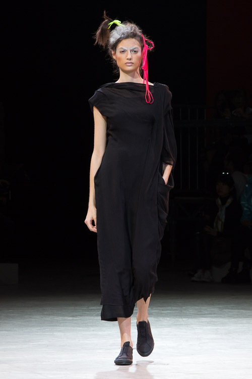 ヨウジヤマモト(Yohji Yamamoto) 2014年春夏ウィメンズコレクション  - 写真58