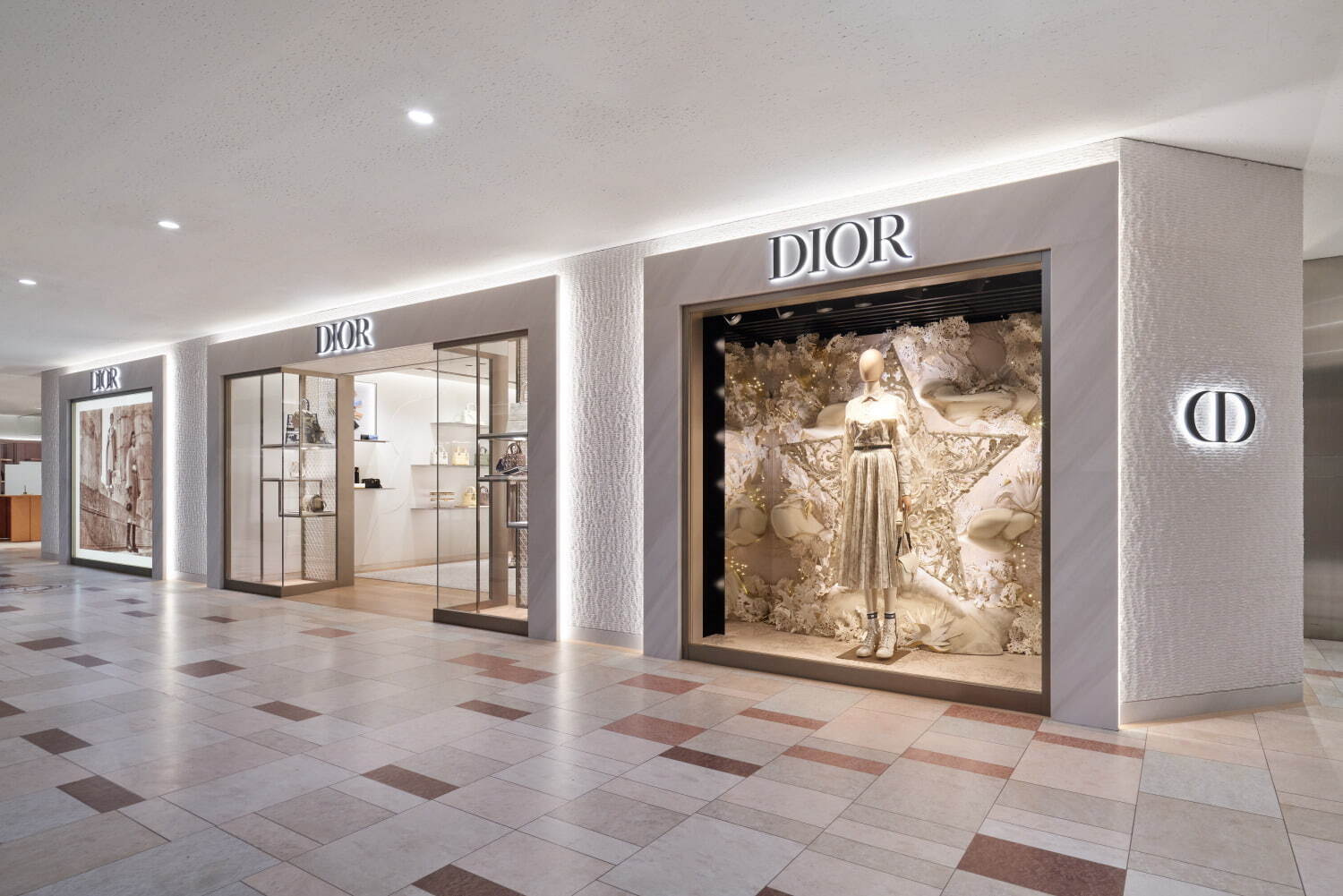 【海外限定色♪数量限定】DIOR サドル ピンク バッグ ピンク系 ヨーロッパ Dior SADDLE(ディオール サドル) - 海外