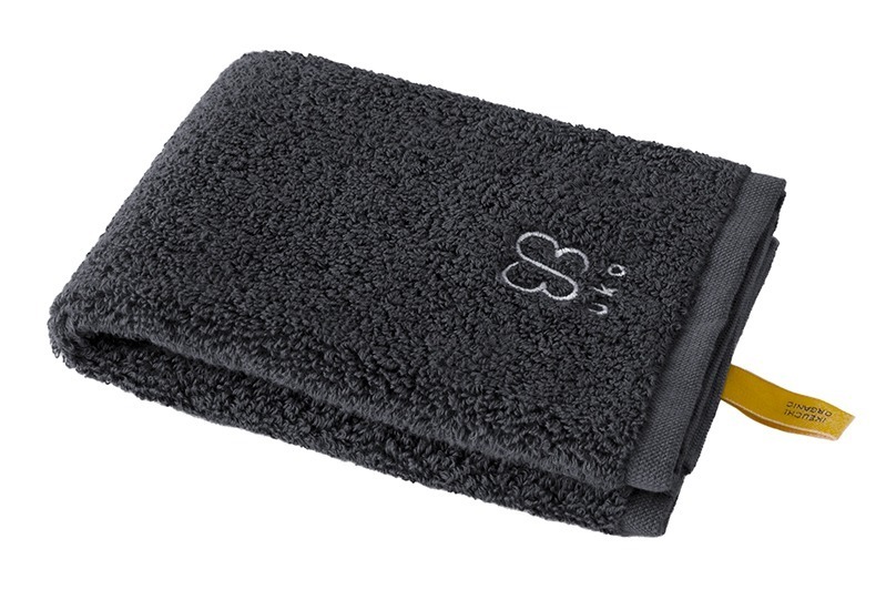 ウカ 表参道,ウカ ストア ニュウマン横浜,ウカ ストア レイヤード ミヤシタパーク,ウカ ストア 京都 新風館,ウカ ストア 新宿ニュウマン,ウカ ストア 名古屋タカシマヤ ゲートタワーモール,ウカ 広尾店,ウカストア 札幌ステラプレイス,ウカ 東京ミッドタウン