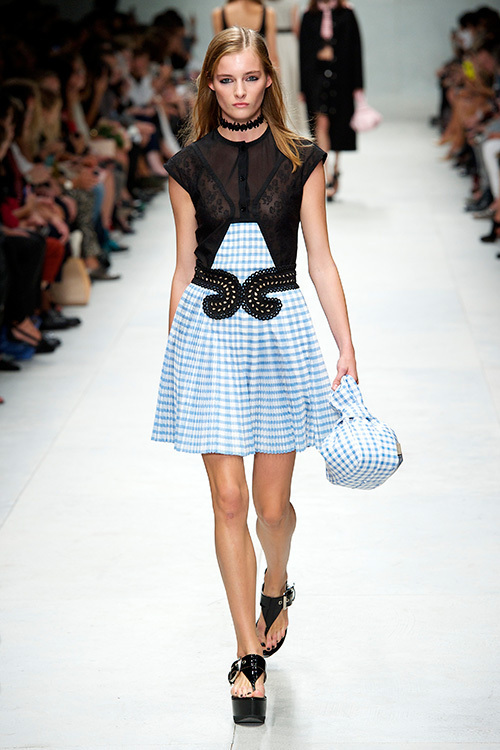 カルヴェン(CARVEN) 2014年春夏コレクション - 柄が織りなす生意気なエレガンス | 写真