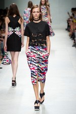 カルヴェン(CARVEN) 2014年春夏コレクション - 柄が織りなす生意気なエレガンス｜写真7