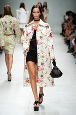 カルヴェン(CARVEN) 2014年春夏コレクション - 柄が織りなす生意気なエレガンス｜写真16